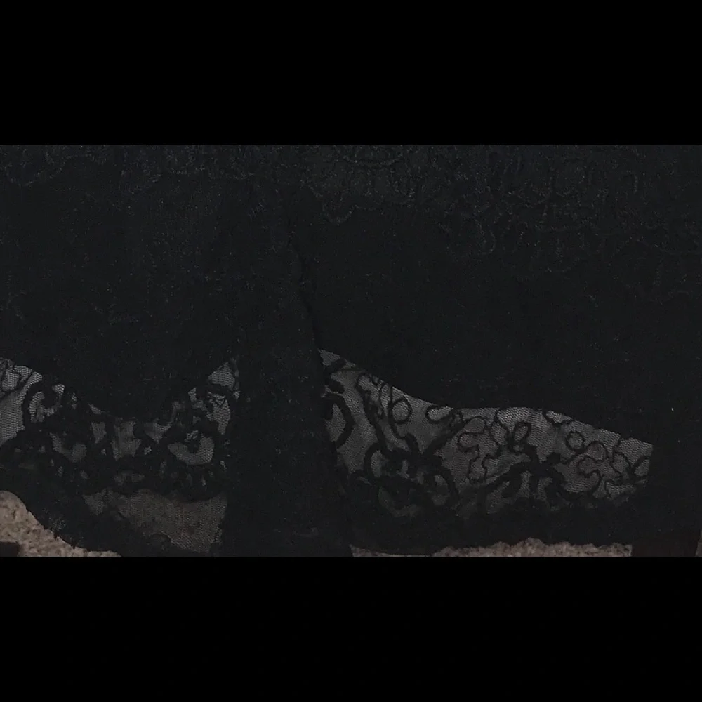 Candie’s Black Lace Tank - Picture 7 of 8